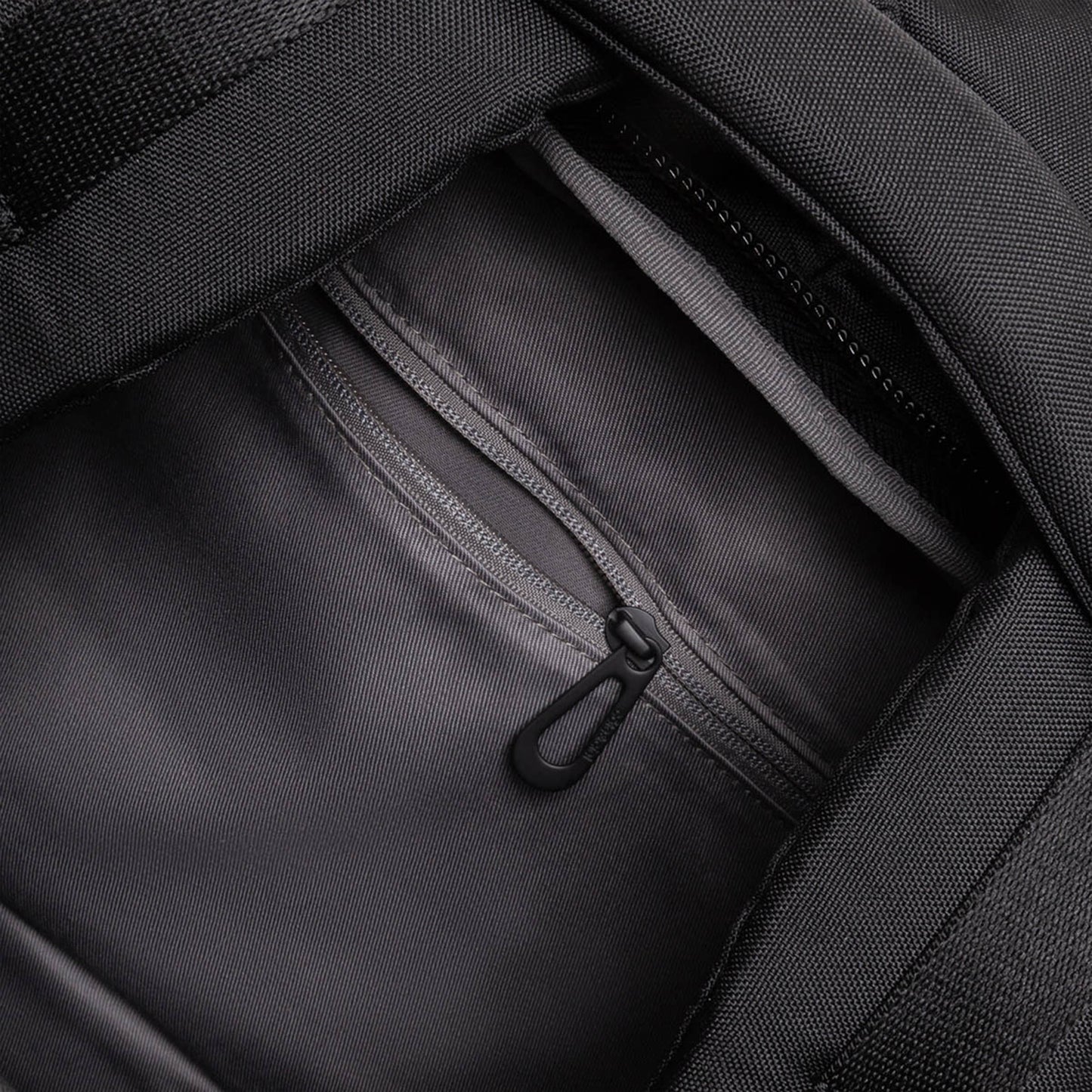 Côte&Ciel Bags BLACK / O/S ISAR MEDIUM ECOYARN