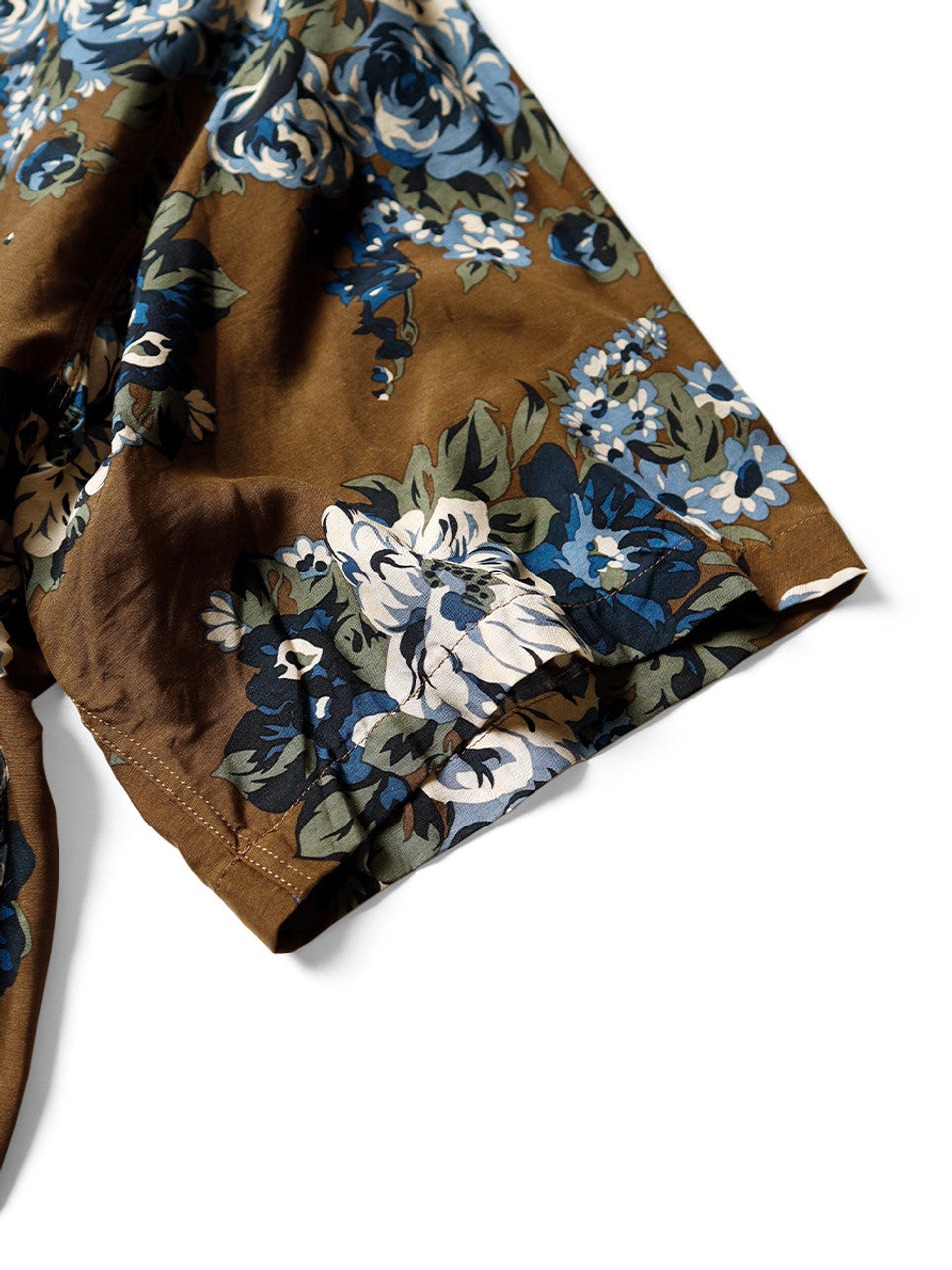 SILK RAYON CHAMPETRE MARIA PATTERN WRANGLE COLLAR ALOHA SHIRT
