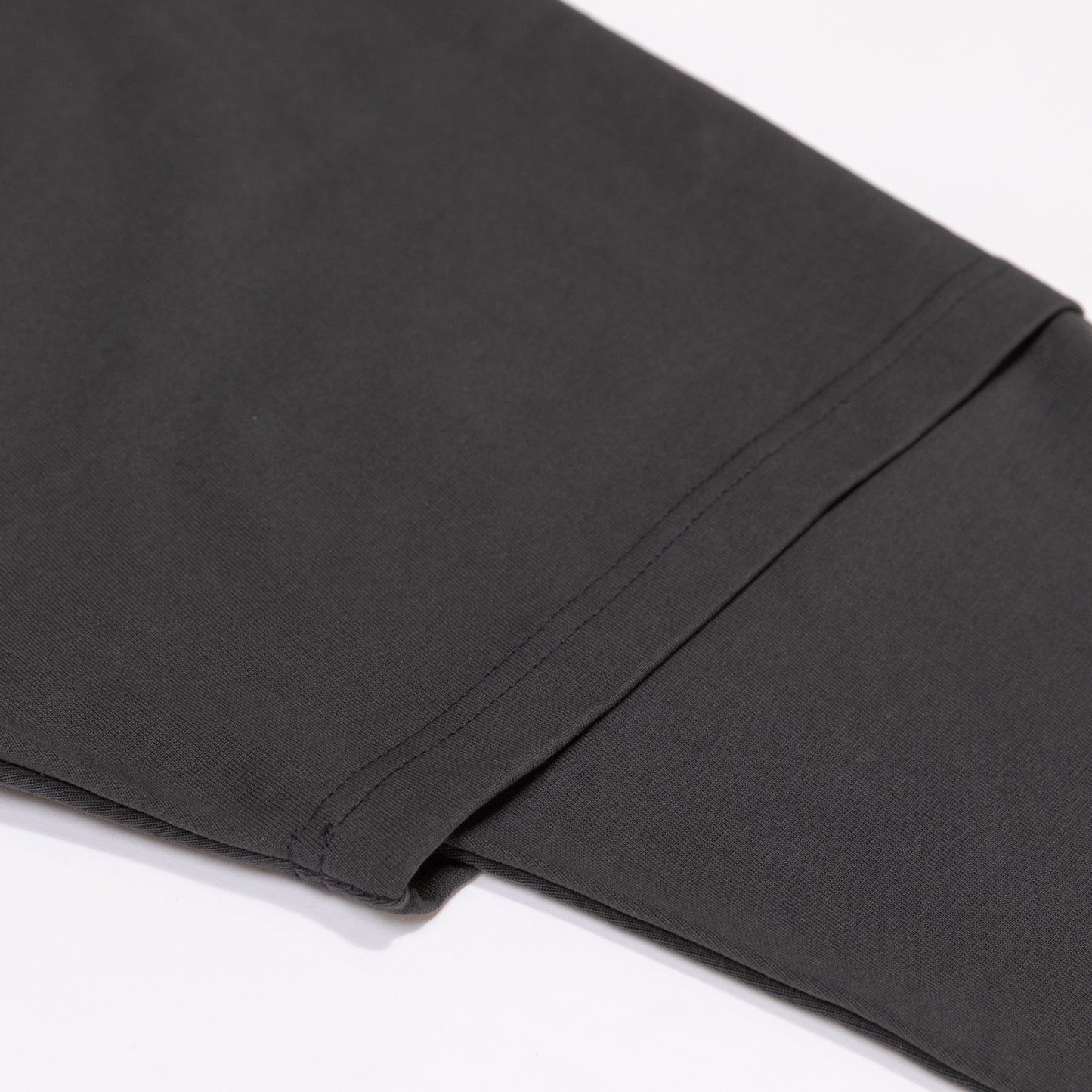 LONGSLEEVE LAYERED TEE