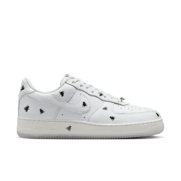 NIKE AIR FORCE 1 RETRO