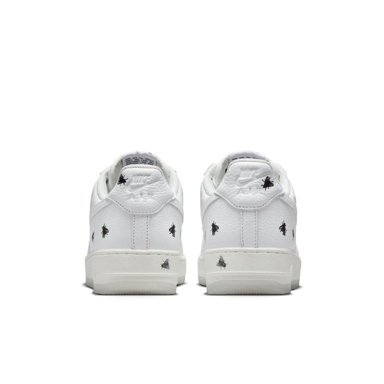 NIKE AIR FORCE 1 RETRO
