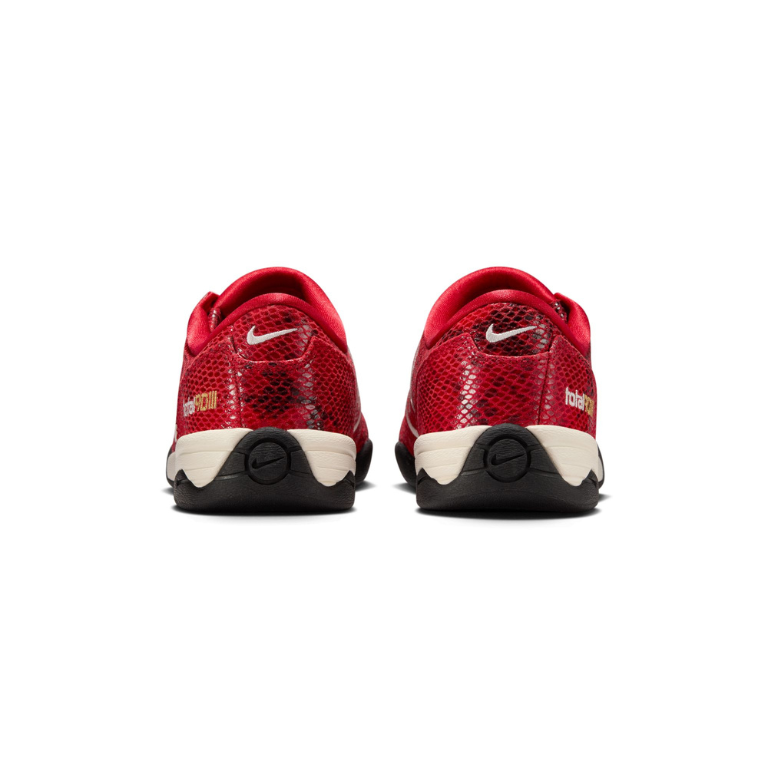 NIKE TOTAL 90 SE