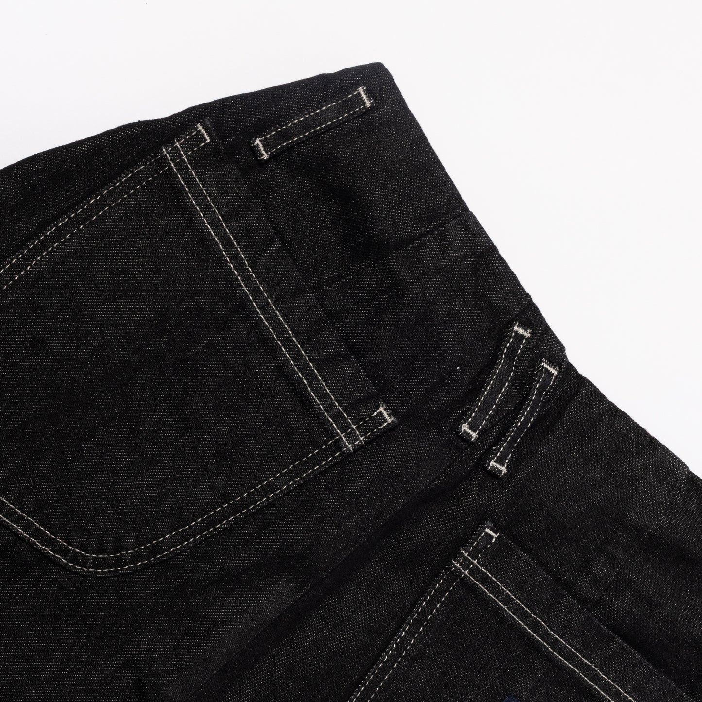 LOOSE FIT PASCAL JEANS
