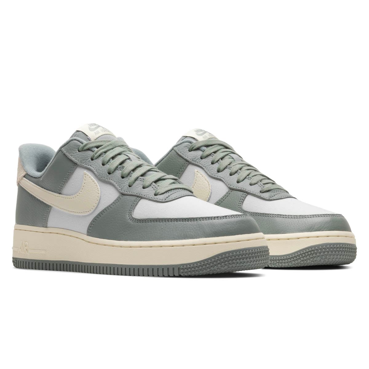 Nike Air Force 1 '07 LV8 2 Men's Shoe Size 11.5 (Atmosphere Grey)