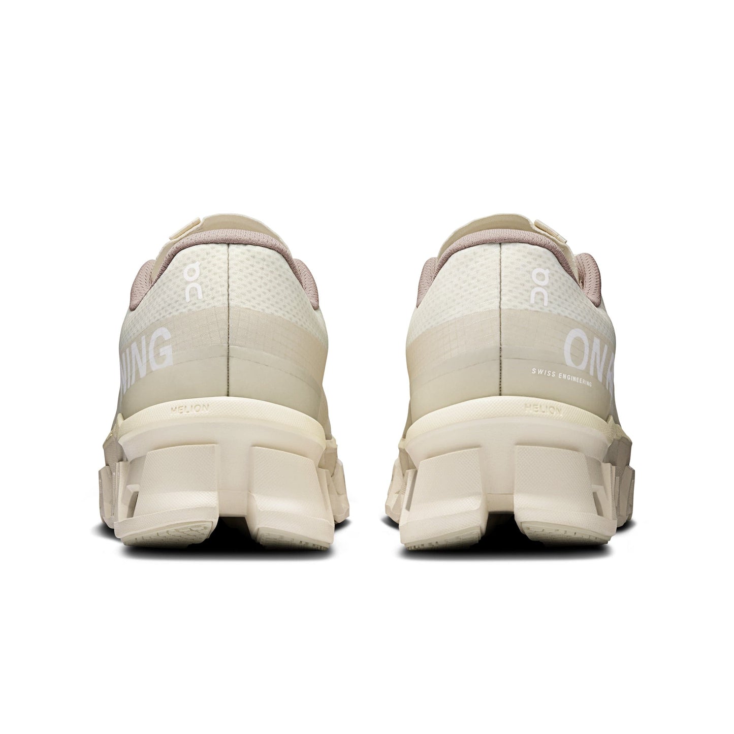 ON X INVINCIBLE CLOUDMONSTER 2 IVORY/CREAM
