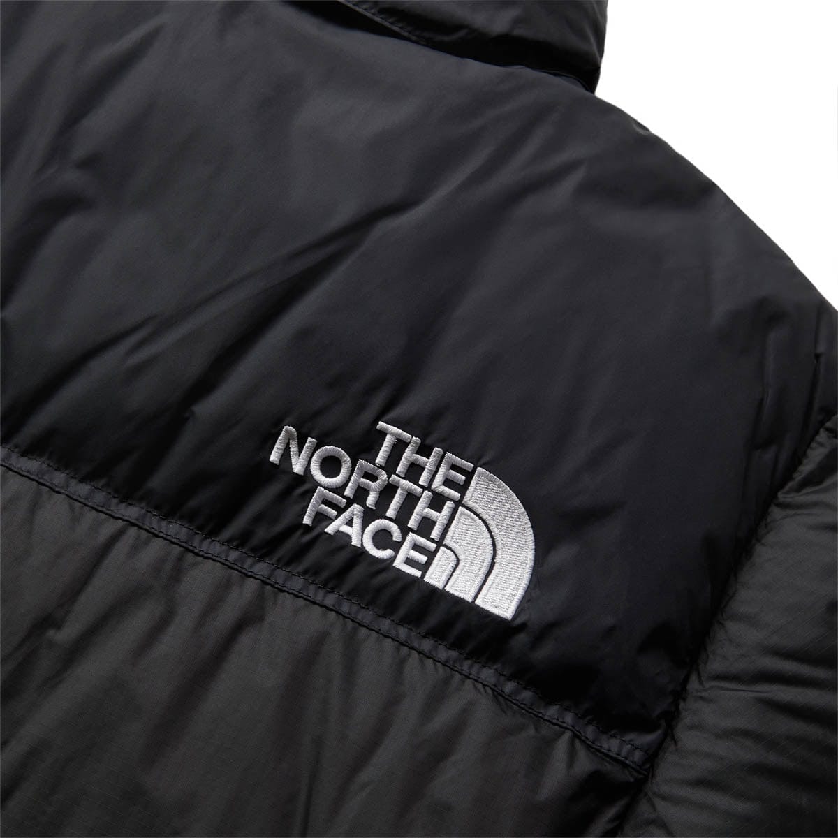 The North Face Womens WOMEN'S 96 RETRO NUPTSE JACKET