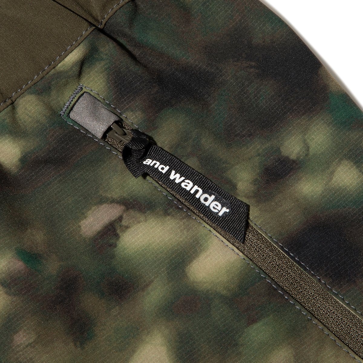 and wander Bottoms PRINTED UV SHIELD PANTS