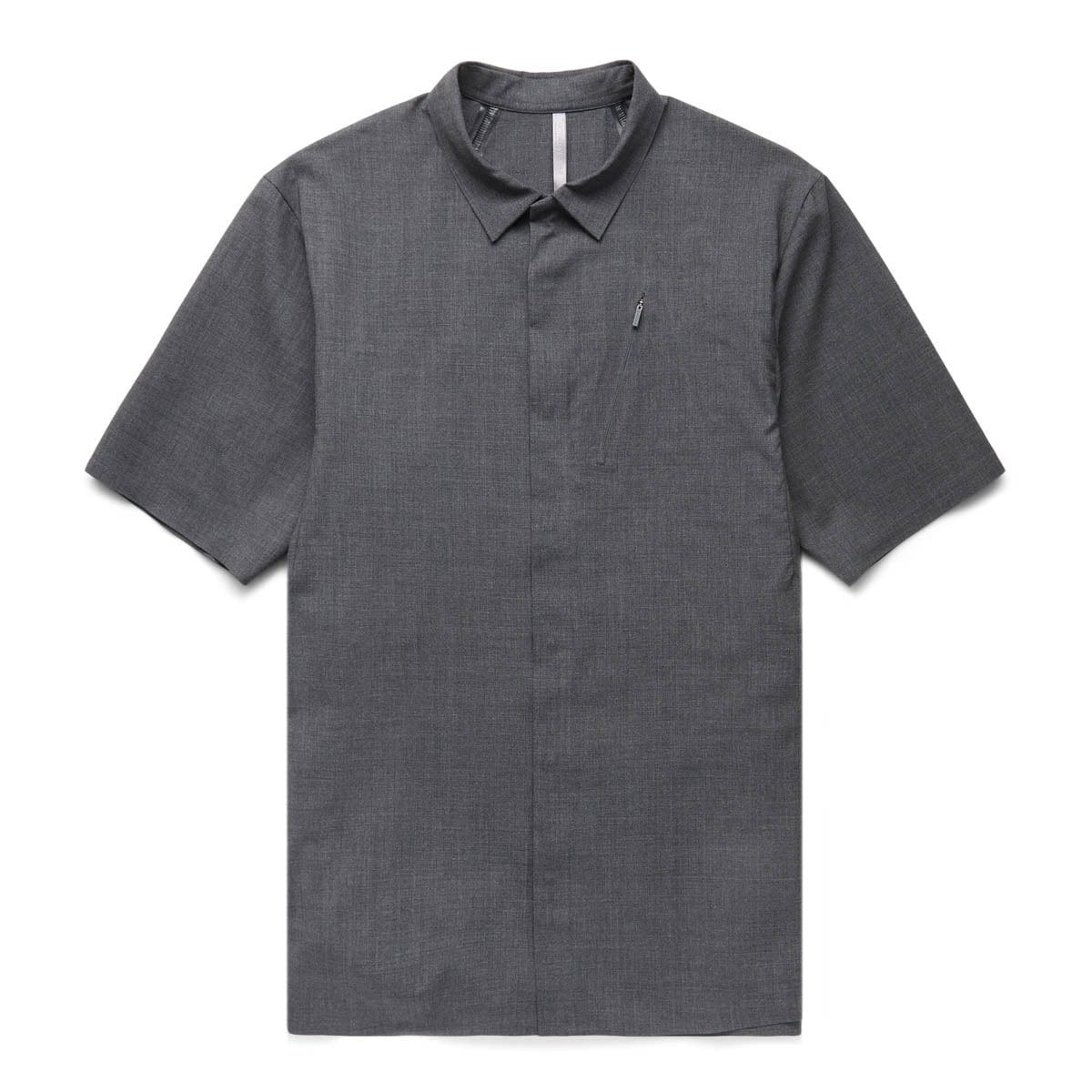 This drained sleeve shirt is a piece of