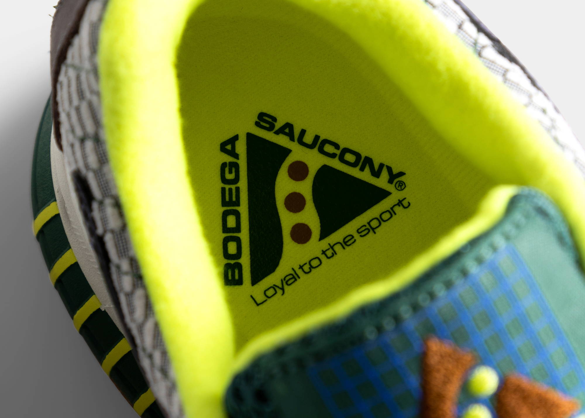 Saucony hurricane deals 17 verdes