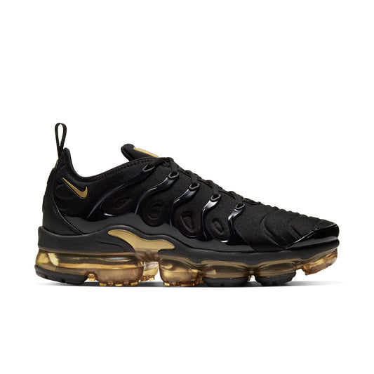 NIKE AIR VAPORMAX PLUS