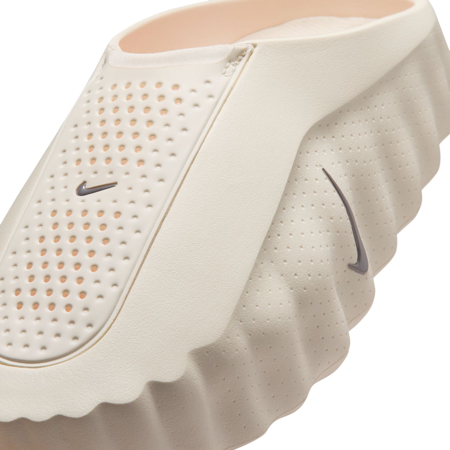 NIKE MIND 001
