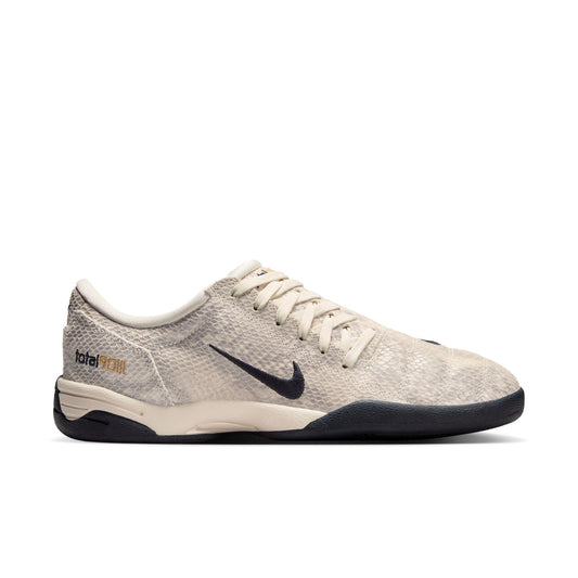 NIKE TOTAL 90 SE