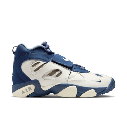 NIKE AIR DIAMOND TURF II
