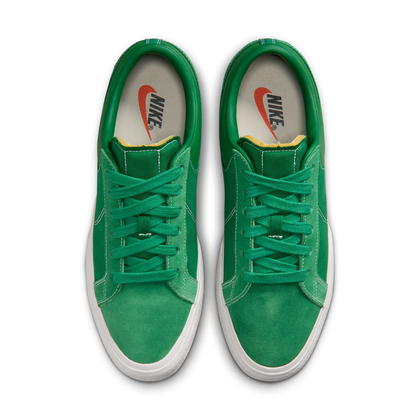 NIKE BLAZY