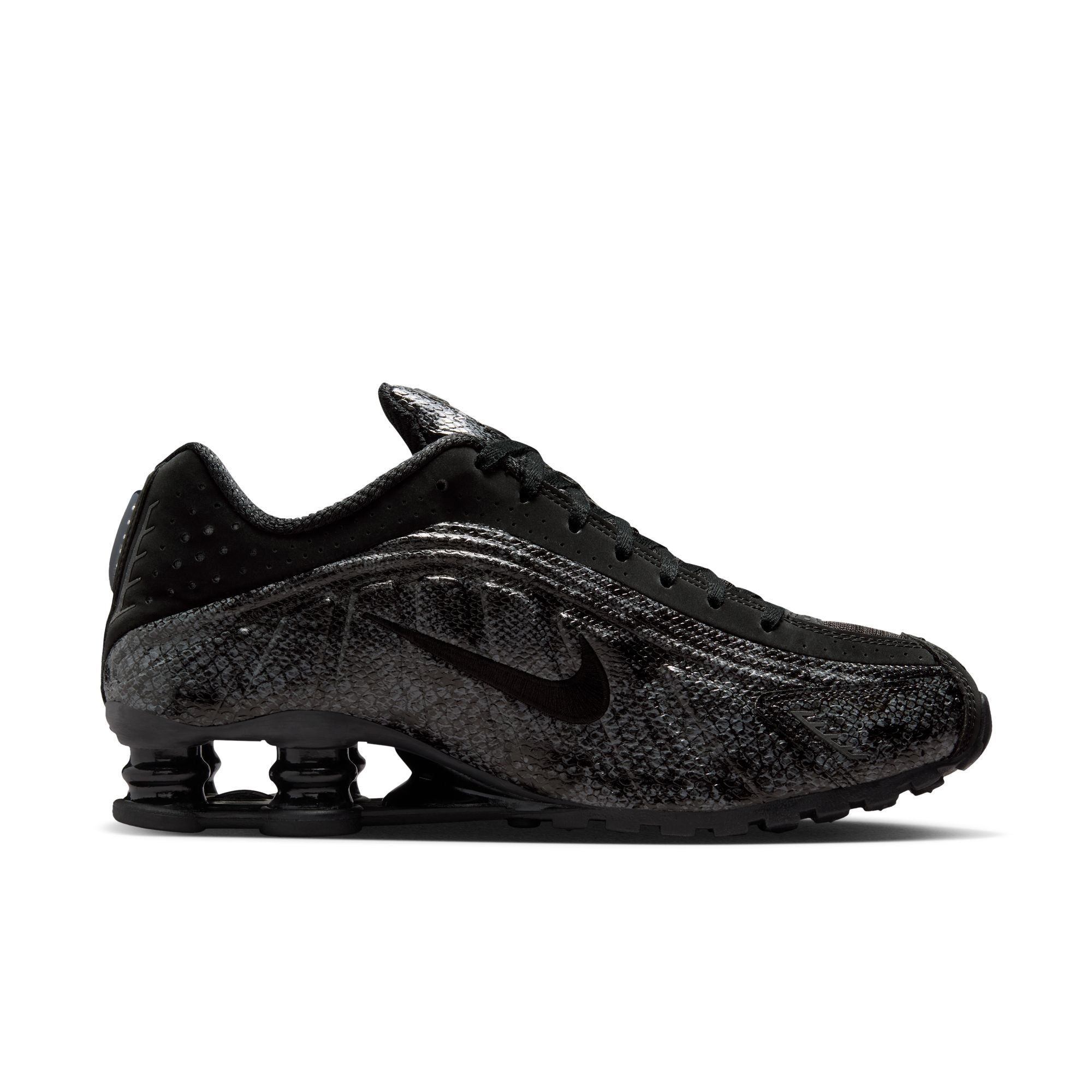 W NIKE SHOX R4 PRINT – Bodega