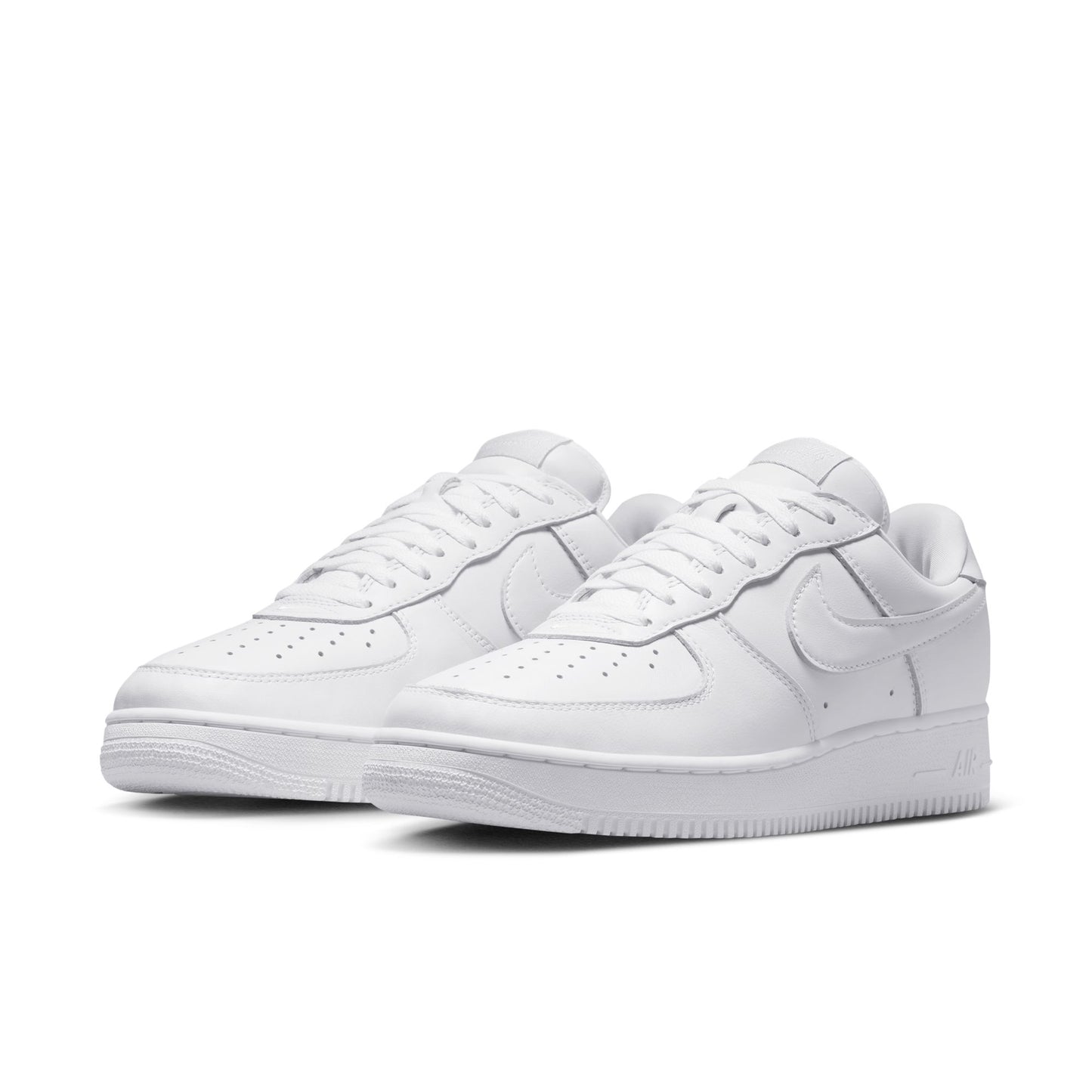 NIKE AIR FORCE 1 '01