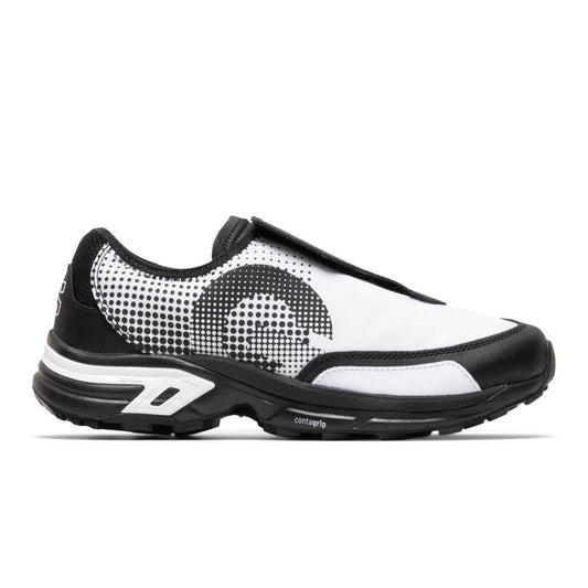 Comme des Garçons Homme Plus Sneakers BLACK/WHITE / 8 X SALOMON SR901E