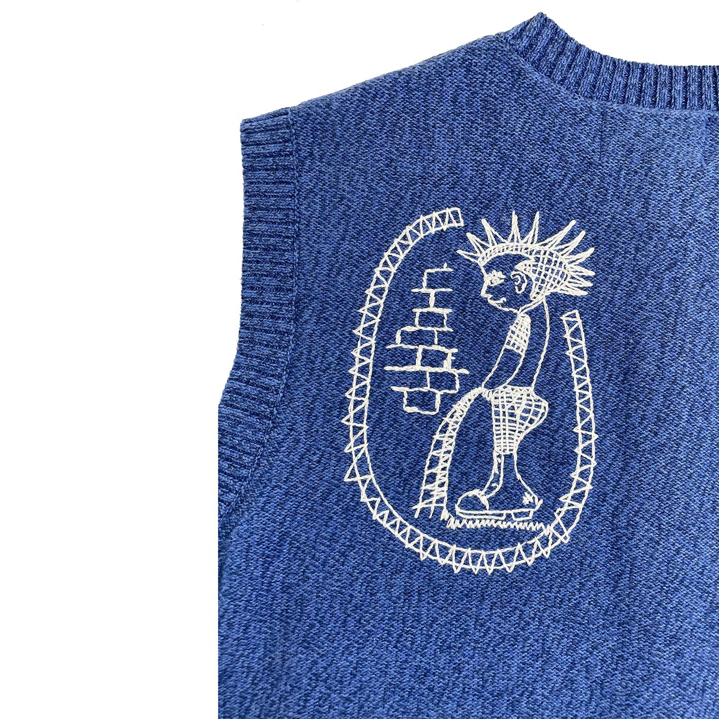 DOILY VEST