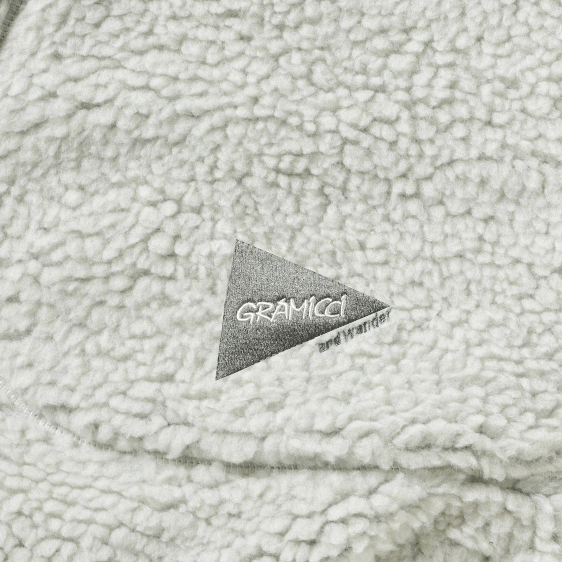 GRAMICCI X AND WANDER JQ TAPE FLEECE JACKET LT.GRAY 