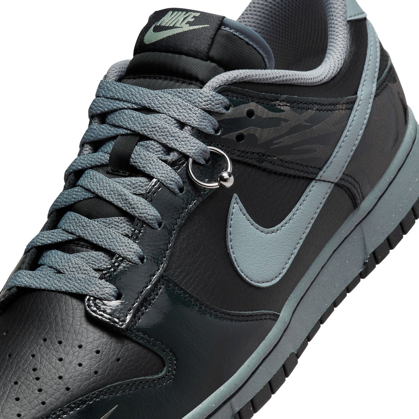 NIKE DUNK LOW RETRO QS [FZ3053-001]