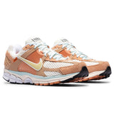 Nike Sneakers ZOOM VOMERO 5