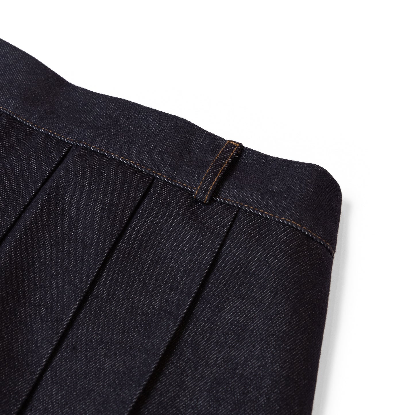 RAW DENIM PLEATED SKIRT