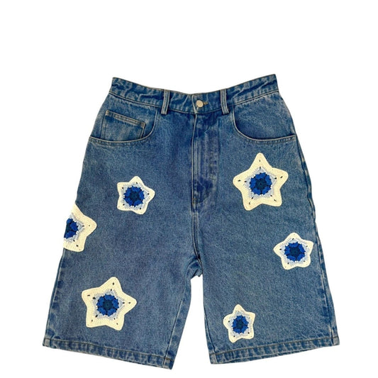 BLUE STAR CROCHET PATCH DENIM SHORTS