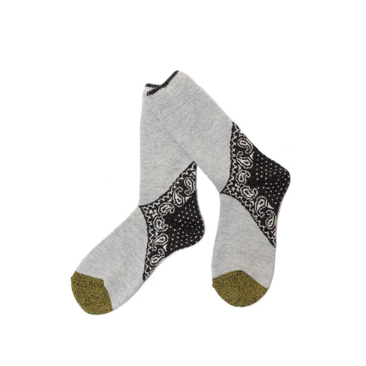 96 YARNS HEEL PAISLEY BANDANA SOCKS