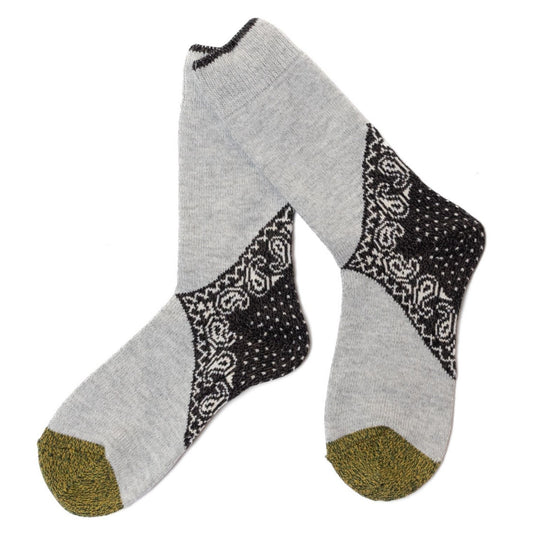 96 YARNS HEEL PAISLEY BANDANA SOCKS