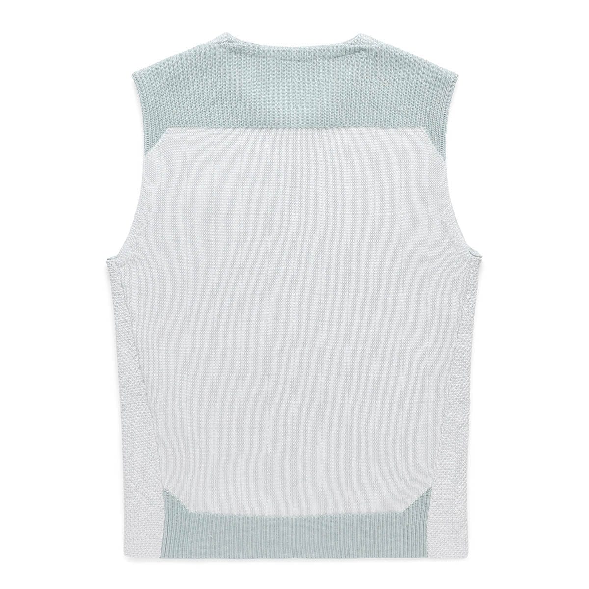 CONTRAST TECH KNIT VEST ICEBERG BLUE | Bodega