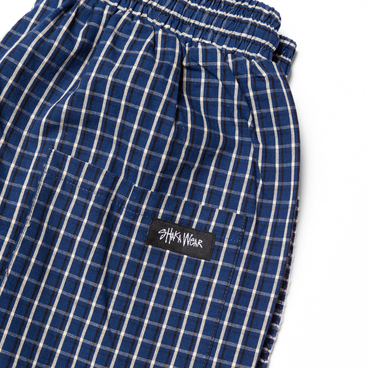 BAGGY PLAID SHORTS
