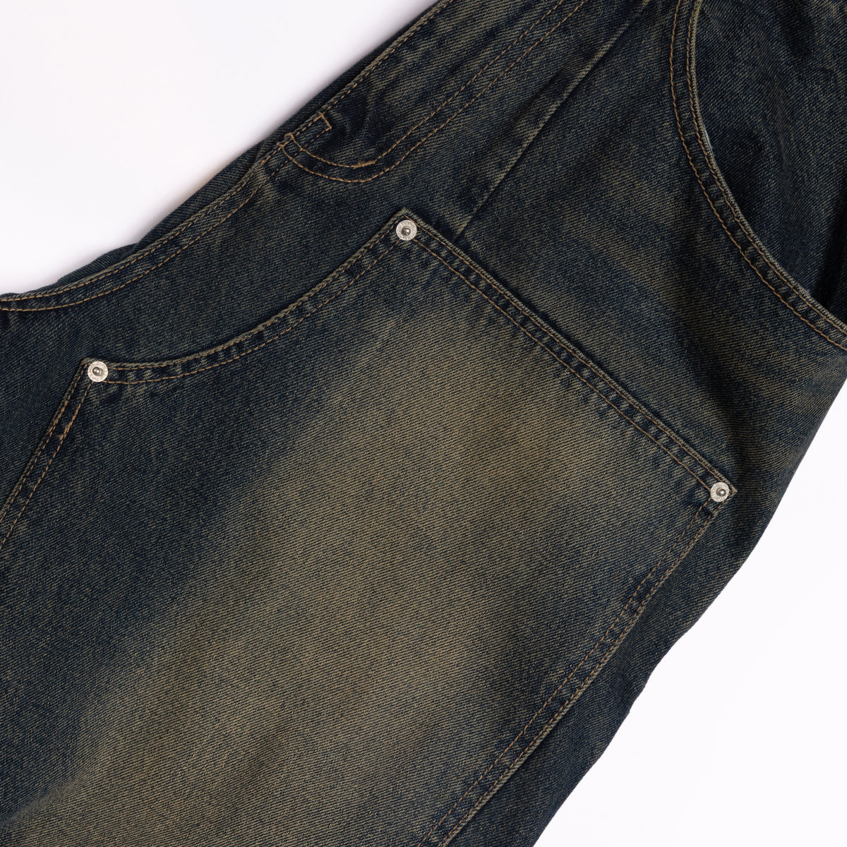 CARPENTER BALLOON JEANS