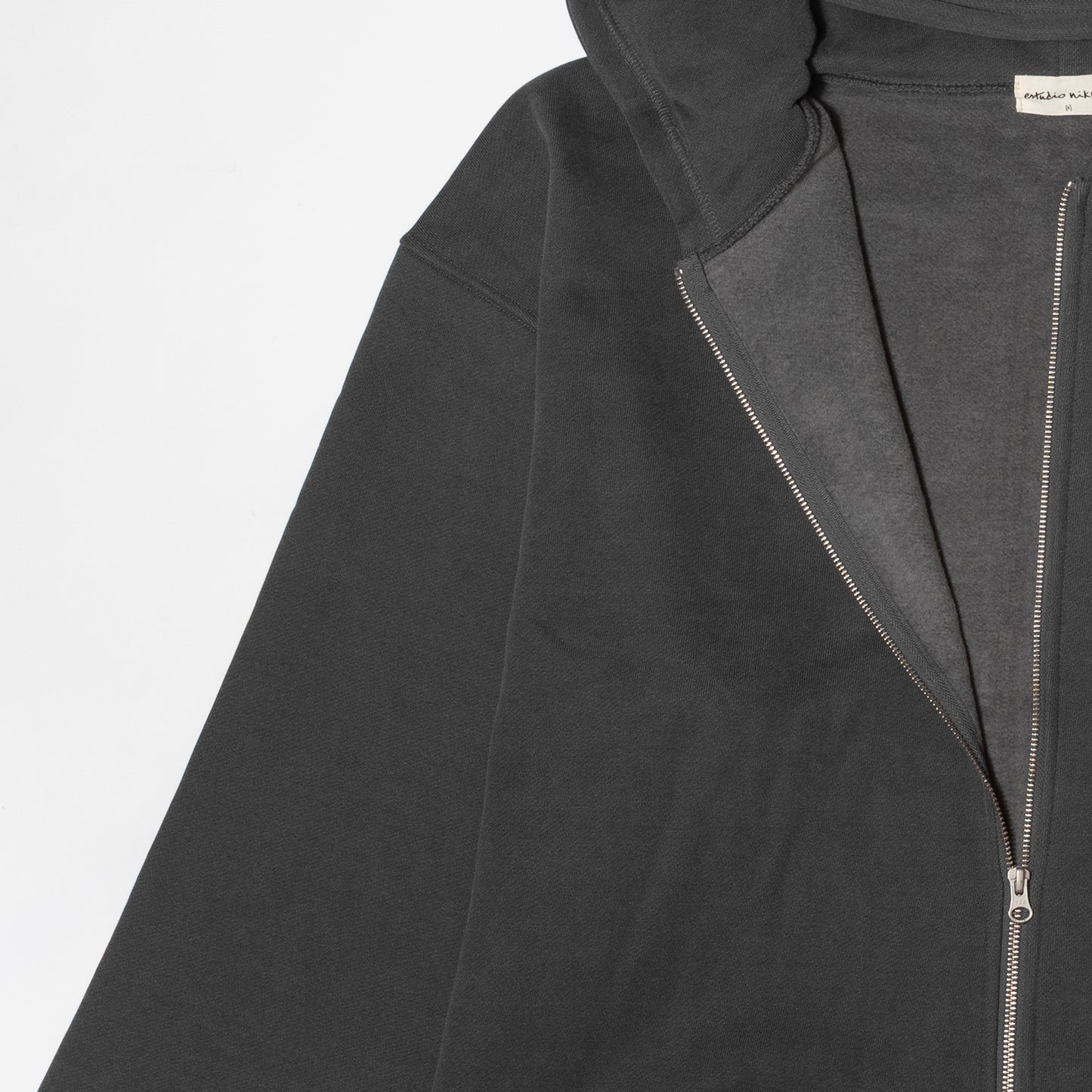 BOXY ZIP-UP HOODIE