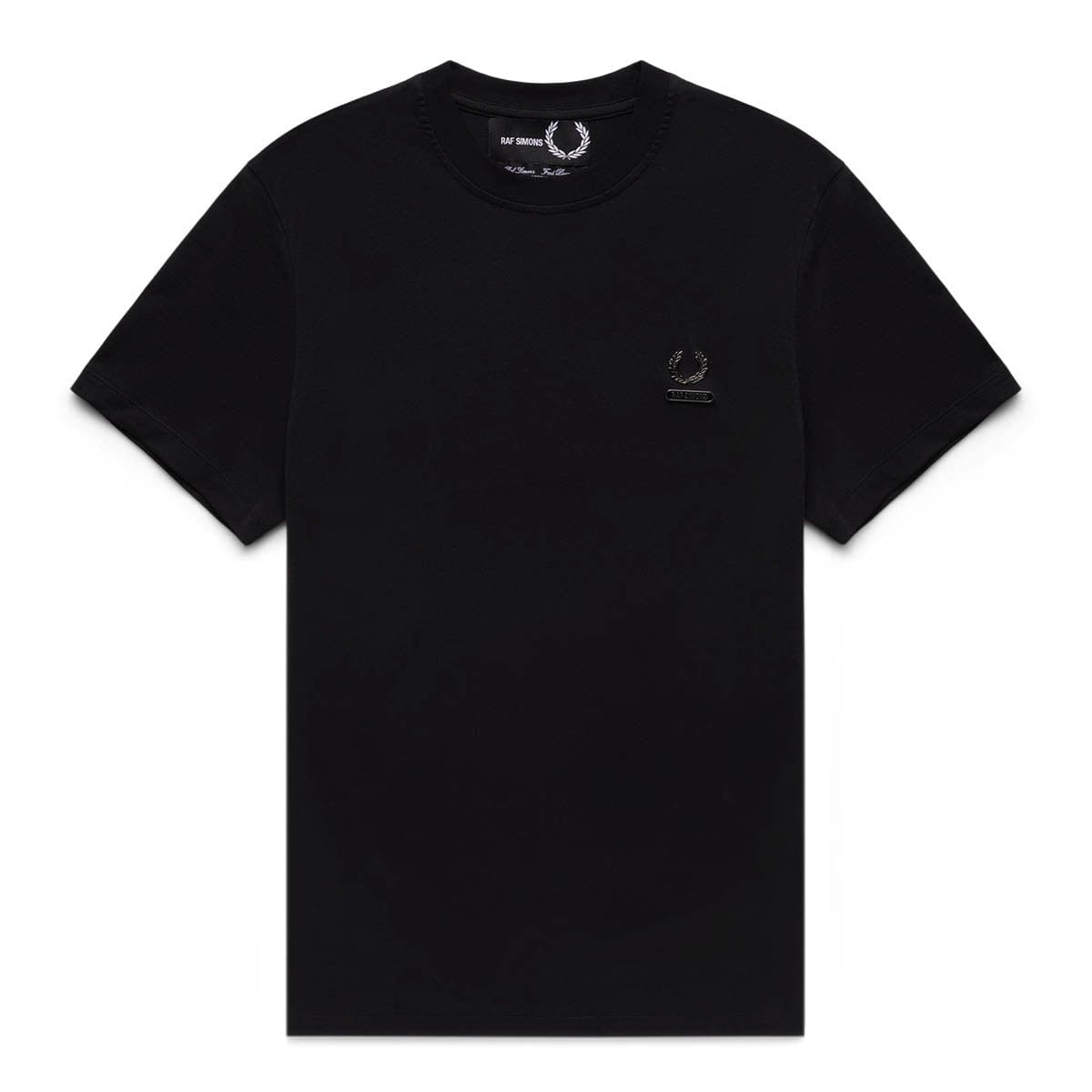 Fred Perry T-Shirts X RAF SIMONS ENAMEL PIN T-SHIRT