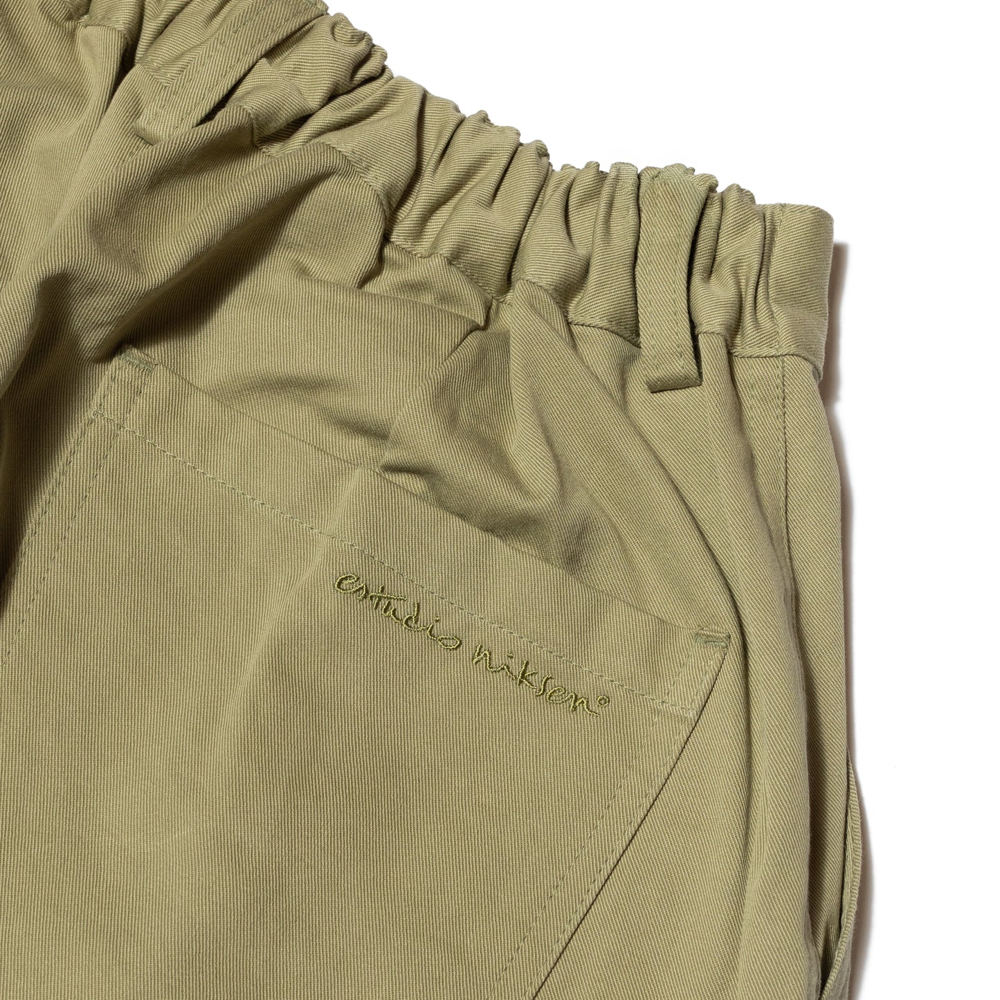 PINTUCK WIDE SHORTS