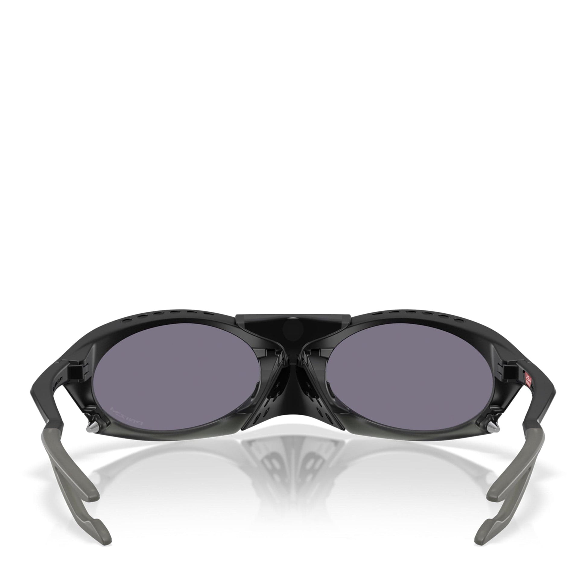 Oakley Eyewear MATTE BLACK W/ PRIZM GREY / O/S PLANTARIS