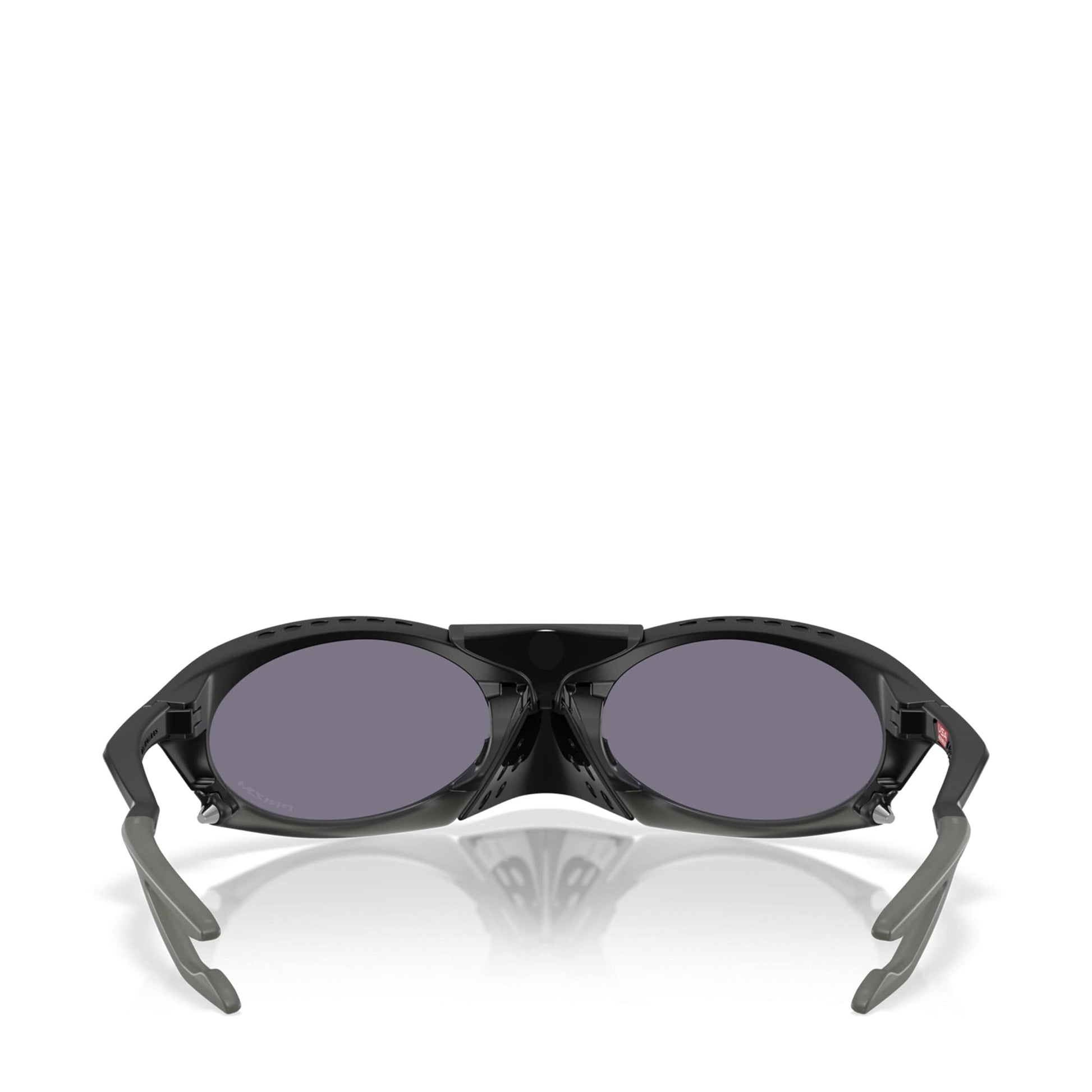 Oakley Eyewear MATTE BLACK W/ PRIZM GREY / O/S PLANTARIS