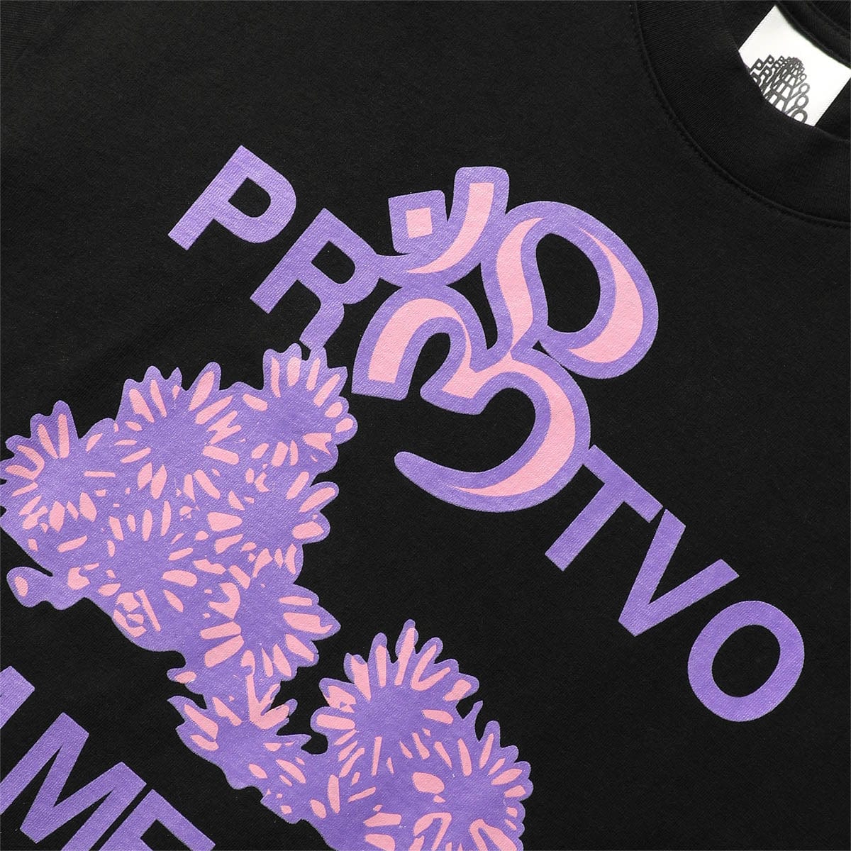 PRMTVO T-Shirts OM MEGGA FLOWERS T-SHIRT