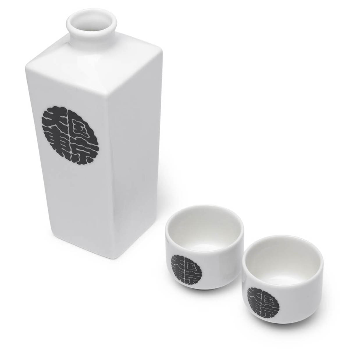 SAKE BOTTLE & CUP WHITE | Bodega