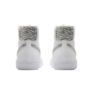 Nike Casual WOMEN'S BLAZER MID '77 SE