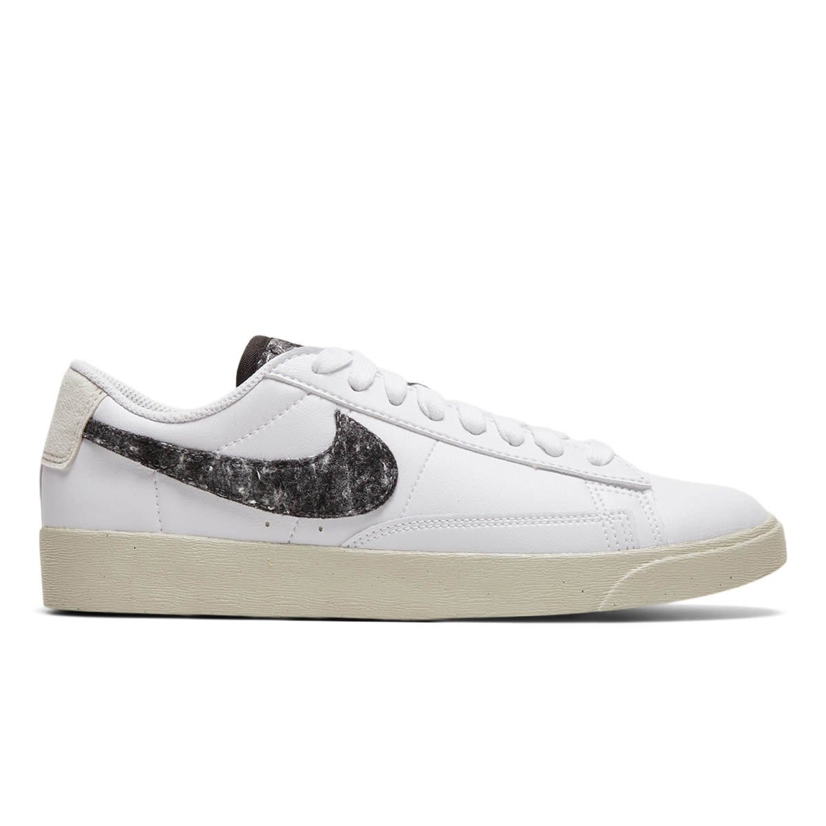 Nike Casual WOMEN'S BLAZER LOW SE