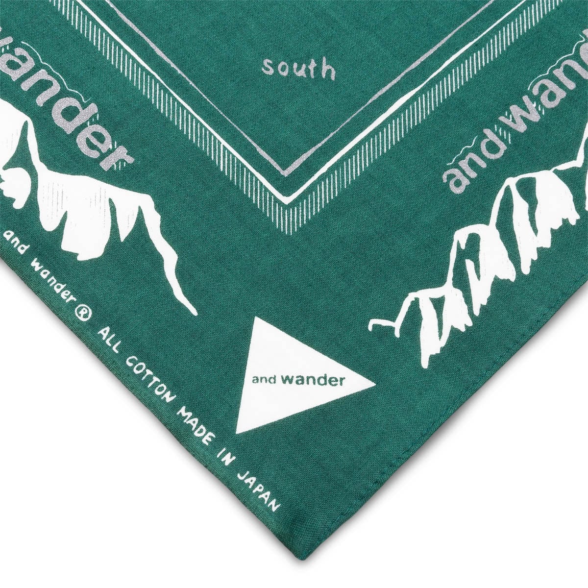 and wander Odds & Ends GREEN / O/S REFLECTIVE WORDS BANDANA