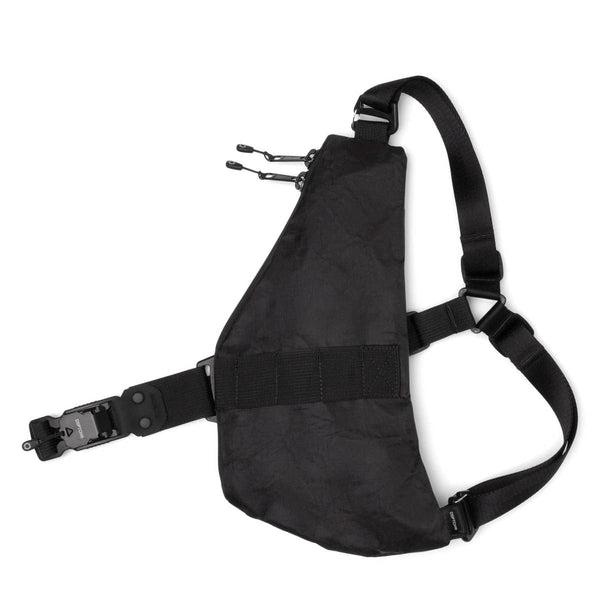 UNIT VERTICAL POUCH Black Dyneema – Bodega