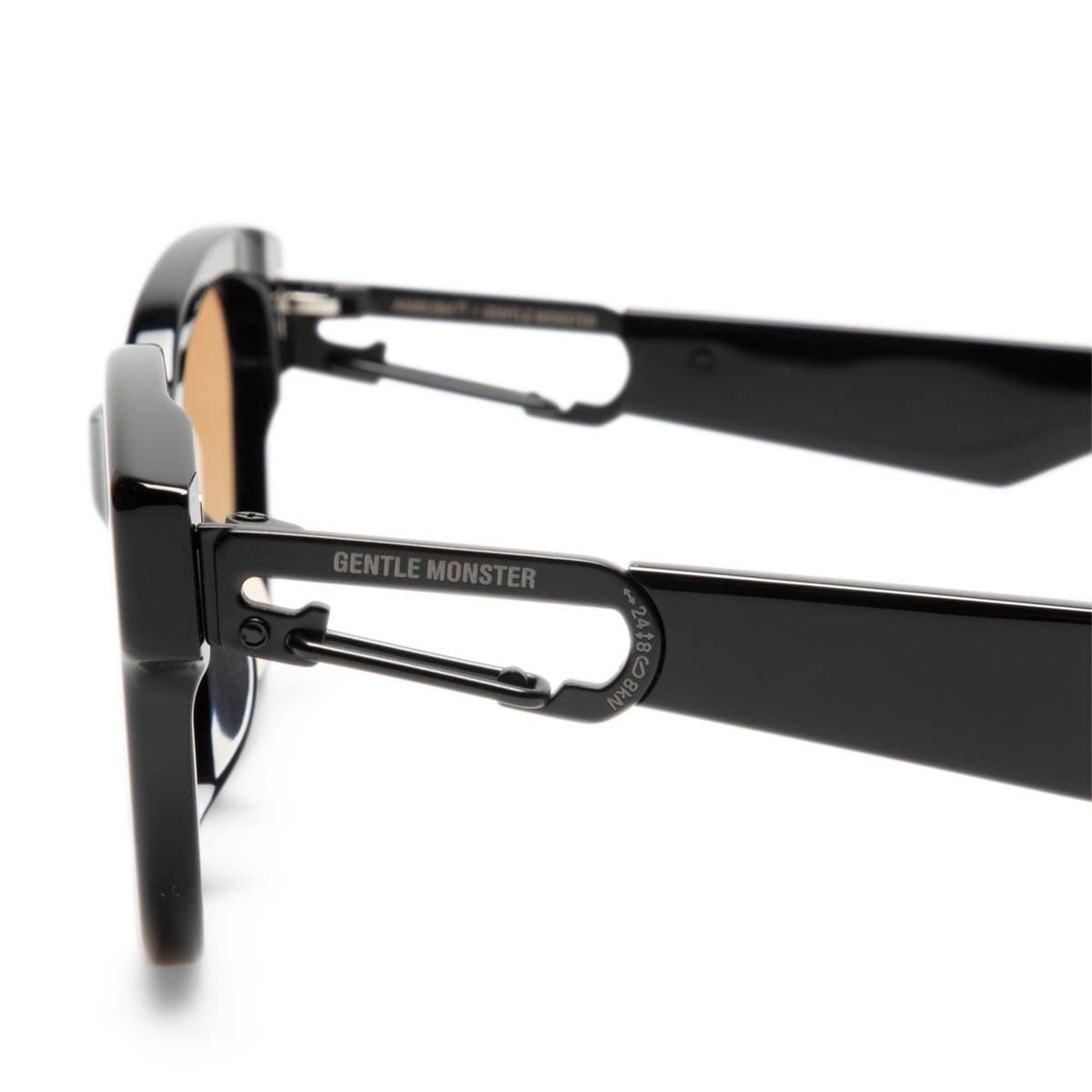 Gentle Monster Eyewear BLACK/TINT / O/S x Ambush CARABINER1-01(OR)