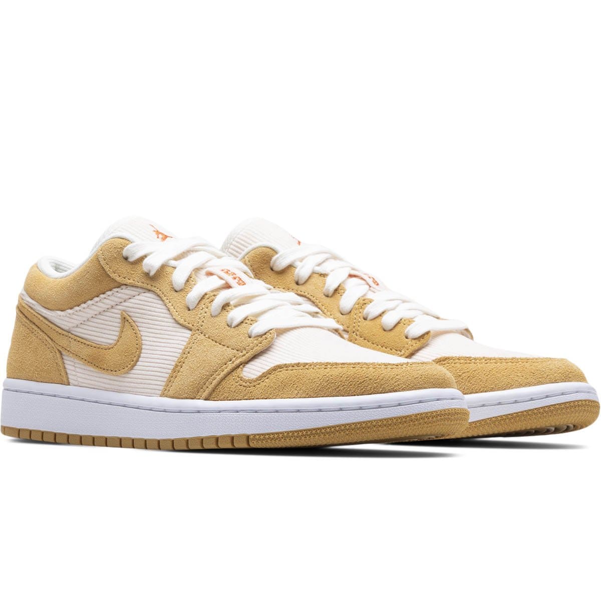 Air Jordan Casual WOMEN'S AIR JORDAN 1 LOW SE