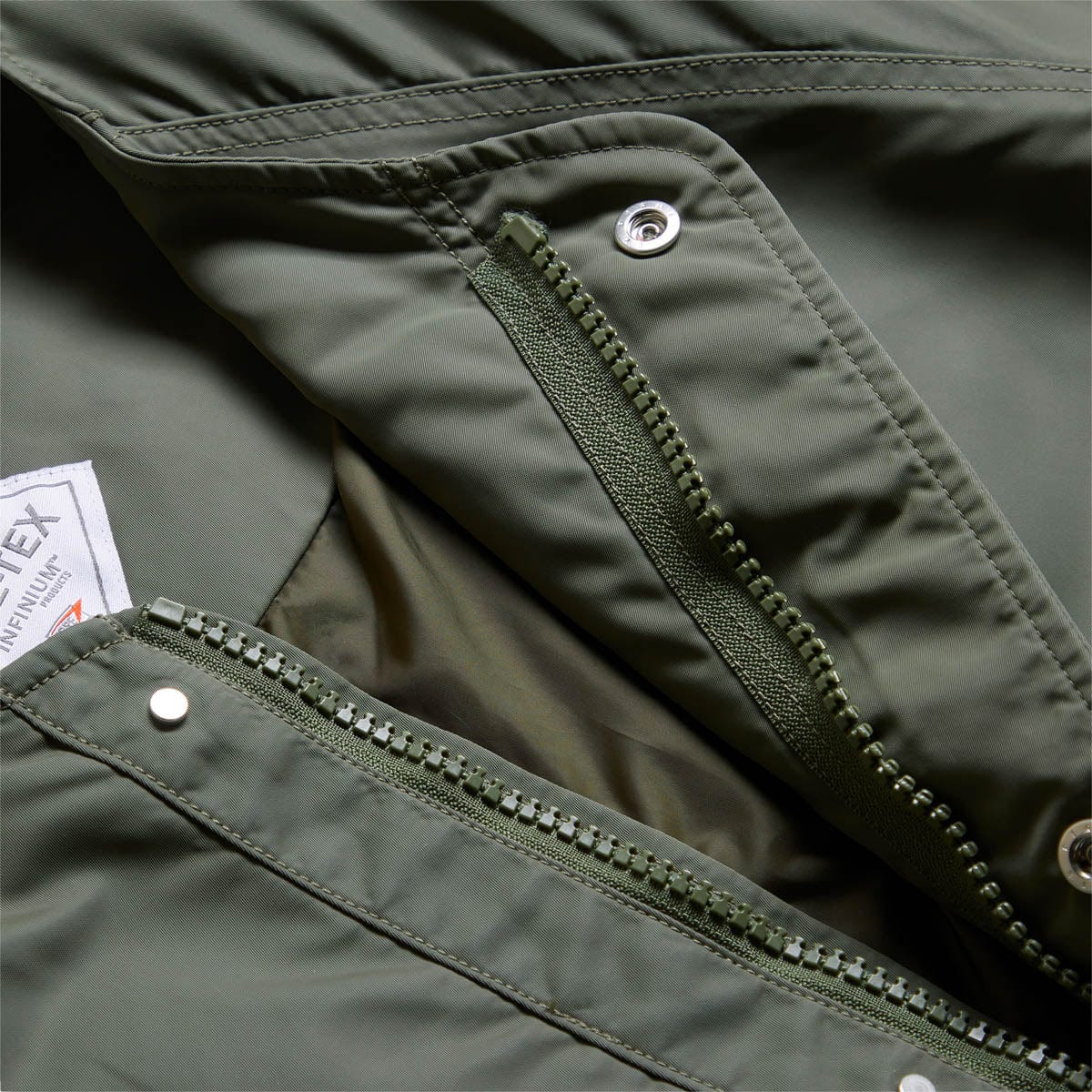 TROOPER COAT NYLON TWILL W/ GORE-TEX INFINIUM™ Olive | Bodega