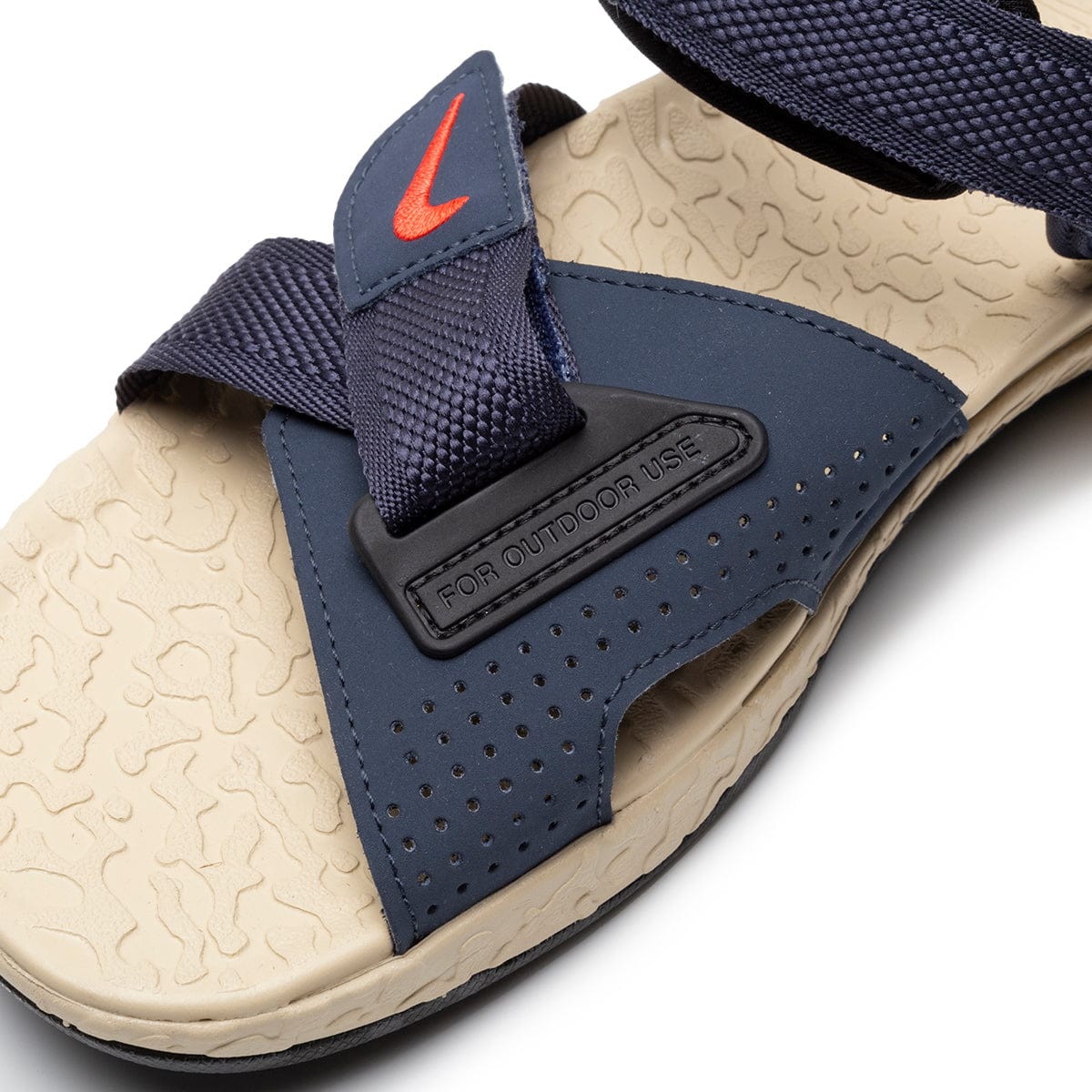 Nike acg deschutz sandal qs hot sale