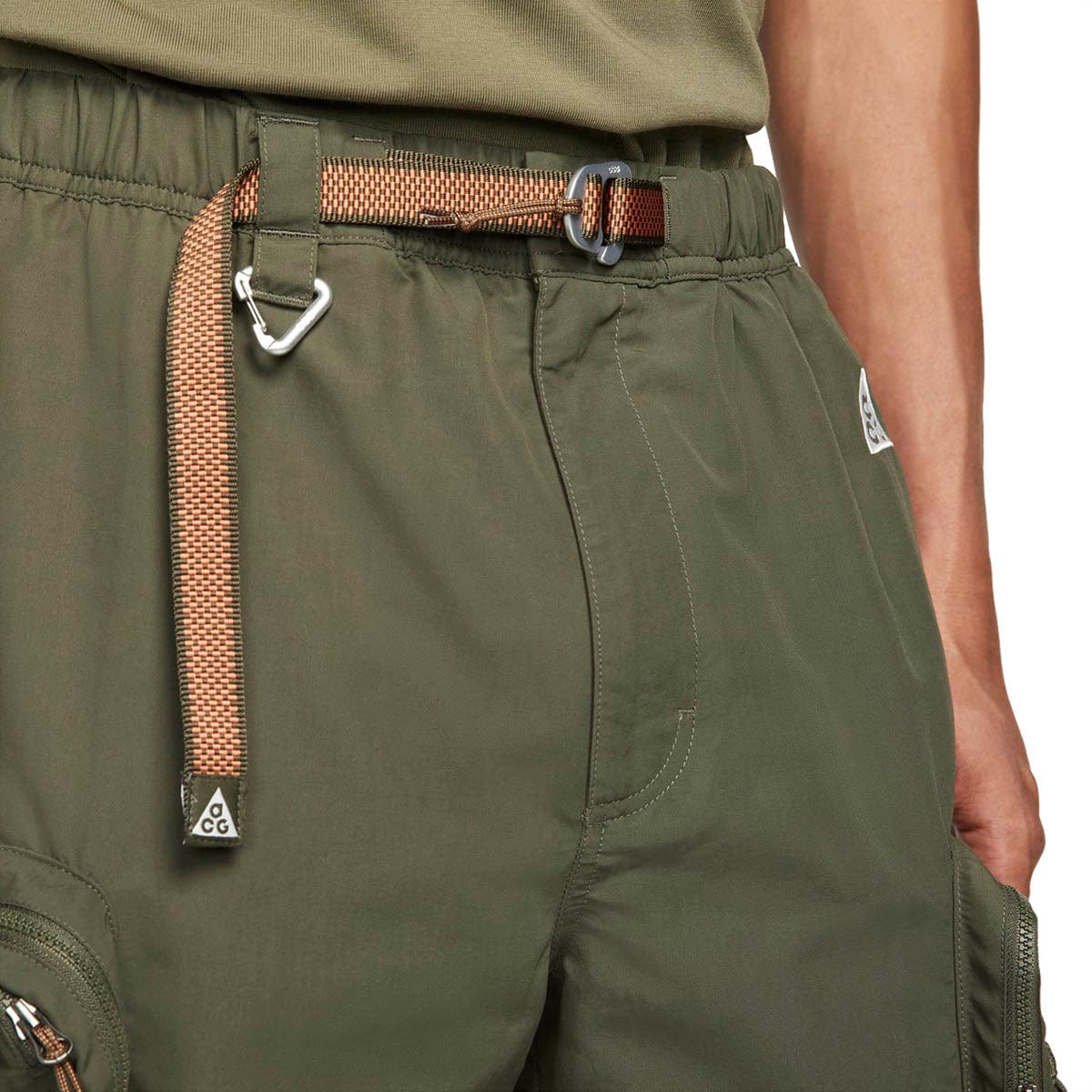 Nike ACG Cargo Nylon Snowgrass Shorts DN3945-325 Men's high quality Small