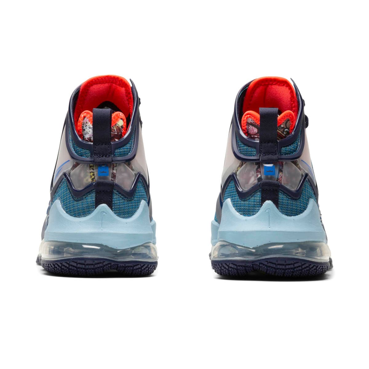 Nike Sneakers LEBRON 19