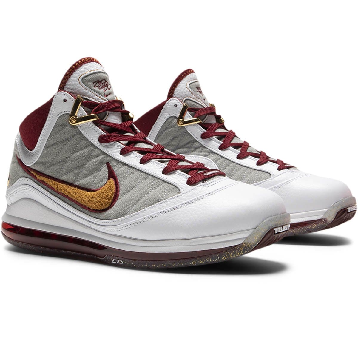 Lebron vii online